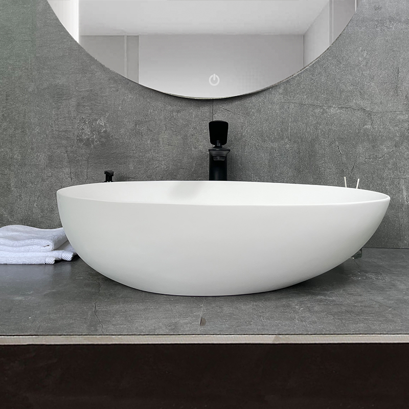 Lavabo &agrave; surface solide